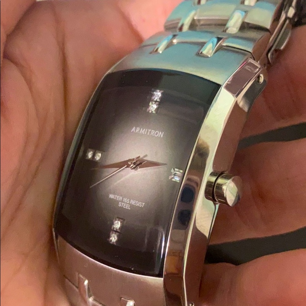 Men’s silver grey dress watch